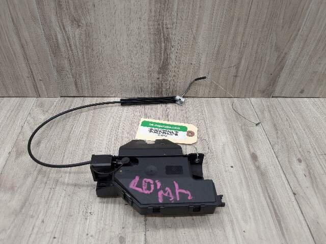 2011 BMW 135i E88 Liftgate Trunk Lid Liftgate Lock Latch Actuator 7840617
