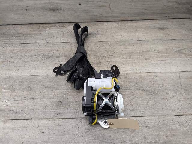 2017 - 2023 BMW M550i G30 Front Left Driver Seatbelt Seat Belt Retractor 7430115 N63B44O2