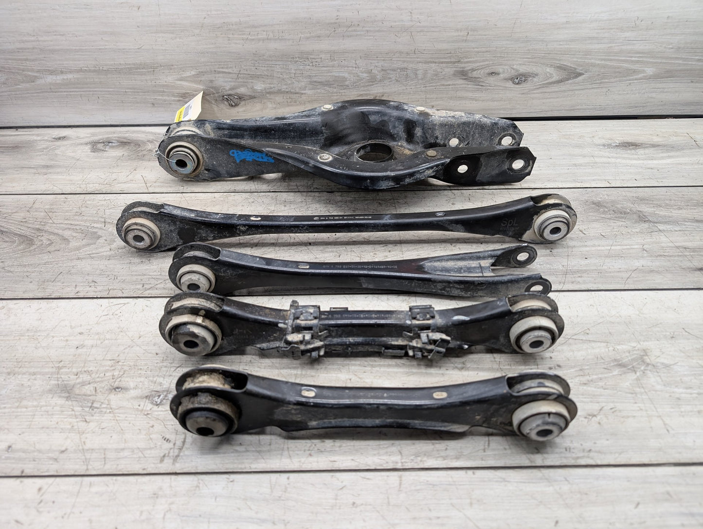 2011-2016 BMW 335i F30 Rear Right Passenger Control Arms SET 6792540 OEM BMW F22 F23 F30 F32 F33 F36 Rear Right Passenger Upper Lower Control Arm SET