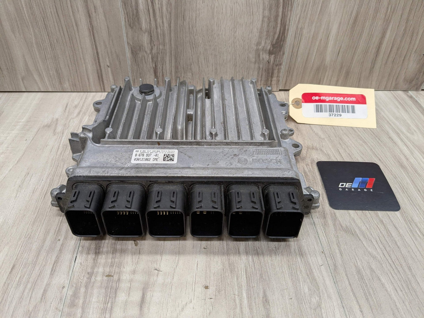 2016 BMW 740i G12 Engine Motor ECU DME Computer Module 8678937
