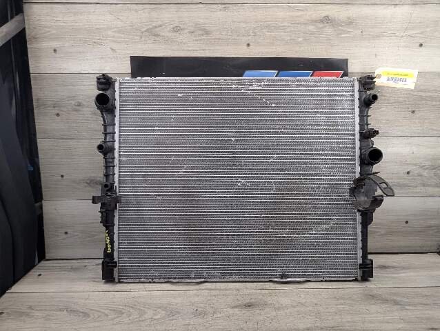 *16-19 OEM BMW G11 G12 G30 750 M550iX Coolant Radiator N63R