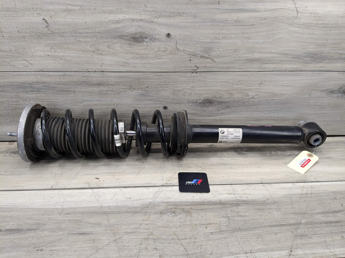 2018 BMW 540i G30 Rear Left or Right Spring Strut Shock Absorber 6866615 OEM BMW G30 530 540 REAR Left Right Suspension Strut Shock Absorber w/ Spring