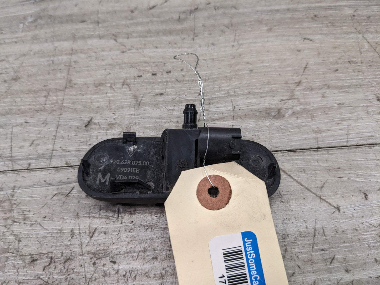 10-16 OEM Porsche Panamera Windshield Middle Wiper Nozzle Sprayer Jet