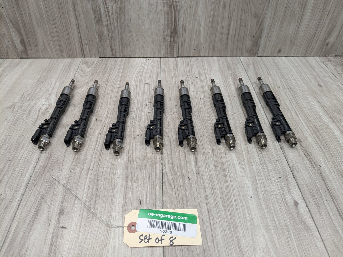 2016 BMW 750i G12 Engine Motor Fuel Injector SET 8638255 19-24 OEM BMW G12 G30 M550 750 Engine N63R High Pressure Fuel Injector SET
