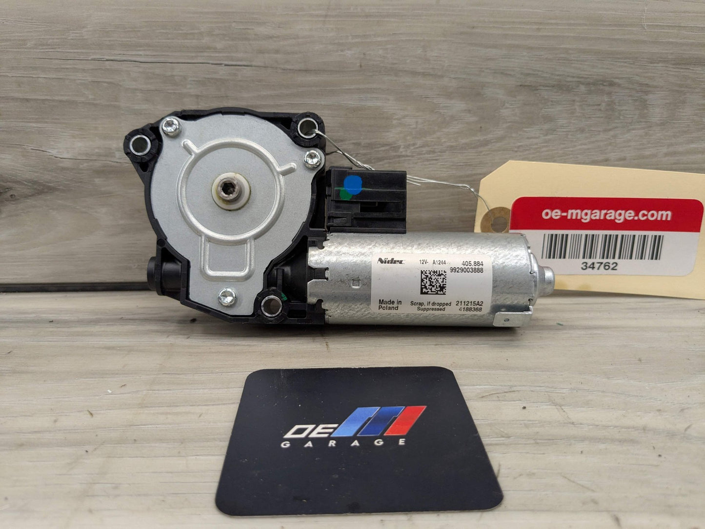 2022 BMW M240i G42 Sunroof Sun Roof Glass Motor 7424804 OEM BMW G20 G22 G26 G42 G80 G82 G87 M2 M3 M4 Sunroof Moonroof Motor Drive Unit