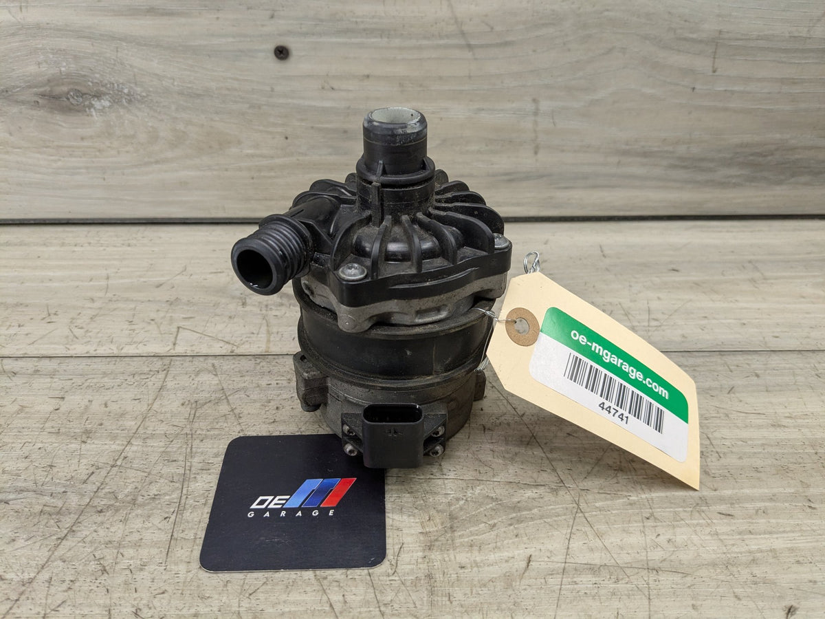 OEM BMW F22 F30 F32 F36 F87 335 435 Engine N55 Auxiliary Electric Water Pump