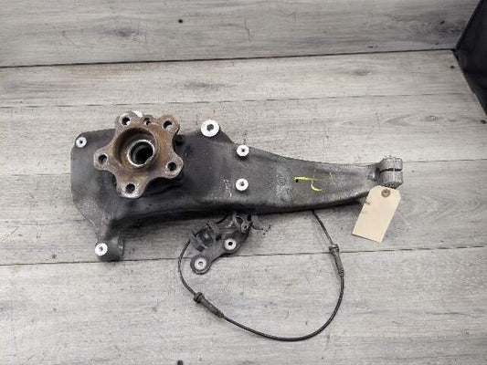 OEM BMW G30 530 540 M550 AWD Front Right Passenger Hub Spindle Knuckle Bearing
