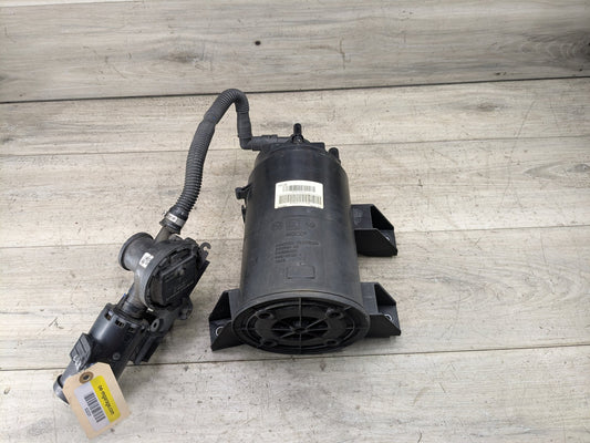 2017-2023 BMW M550i G30 Fuel Vapor Charcoal Cannister 7371251 17-24 OEM BMW F90 G30 M5 M8 Charcoal Filter Fuel Tank Vapor Evaporator Canister OEM