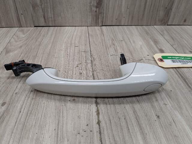 2020 BMW 228i F44 Rear Left Driver Exterior Door Handle w/ Comfort Access 9463335