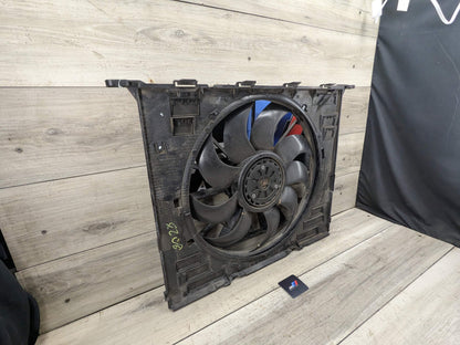 2016 BMW 740i G12 Radiator Fan Shroud Housing w/ Motor 8619626