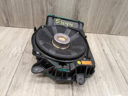 16-22 OEM BMW G30 G12 F90 Front Right Passenger Sub Subwoofer Speaker Harman