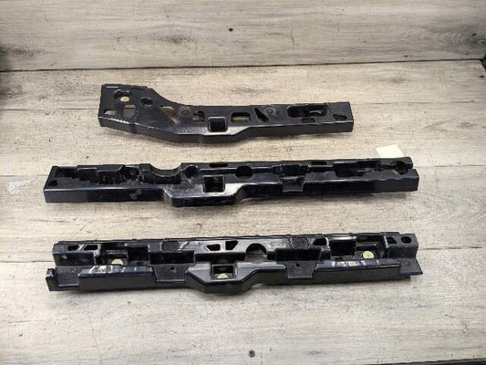 17-23 OEM BMW G30 F90 M5 Right Passenger Side Skirt Rocker Panel Bracket SET