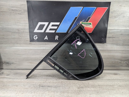 2017 BMW 740i G12 Rear Left Driver Door Window Glass 7384217 16-22 OEM BMW G12 740 750 M760 B7 Rear Left Driver Door Quarter Fixed Glass