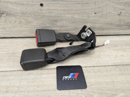 20-24 OEM BMW F44 228 M235 Rear Center Middle Seatbelt Seat Belt Buckle