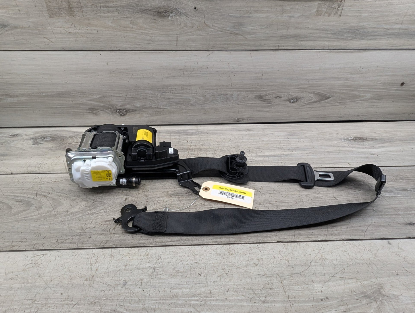 OEM BMW F95 G05 G06 G07 X5 X6 X7 Front Right Passenger Seat Belt Retractor Black