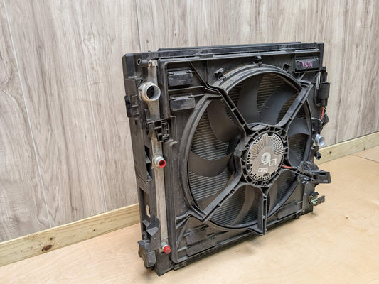 14-19 OEM BMW F15 F16 X5 X6 Radiator Condenser Fan Shroud Assembly 850W N63