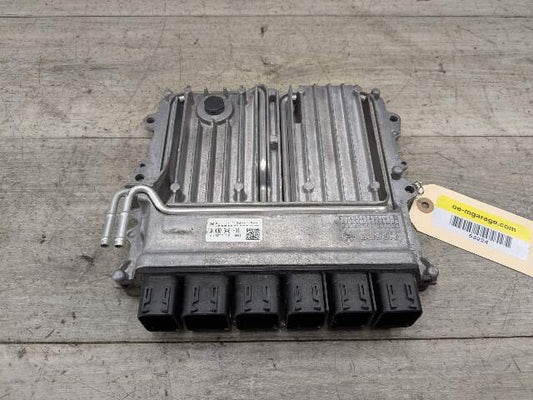 OEM BMW G11 G12 G30 M550 750 DME ECU N63R Engine Control Module Computer 880