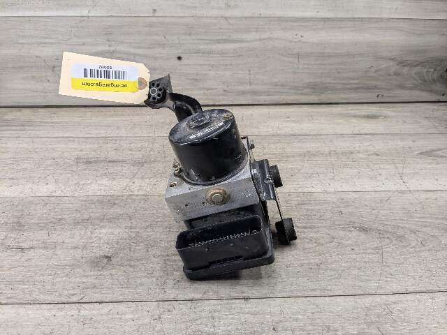2003 - 2008 BMW Z4 E85 ABS Pump Module 6762868 M54