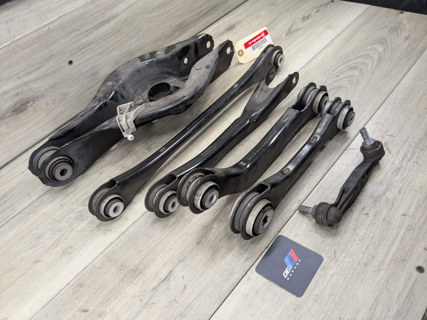 2022 BMW M340i G20 Rear Right Passenger Control Arms SET 6886451 OEM BMW G20 G22 G23 G26 G29 G42 Rear Right Passenger Upper Lower Control Arm SET