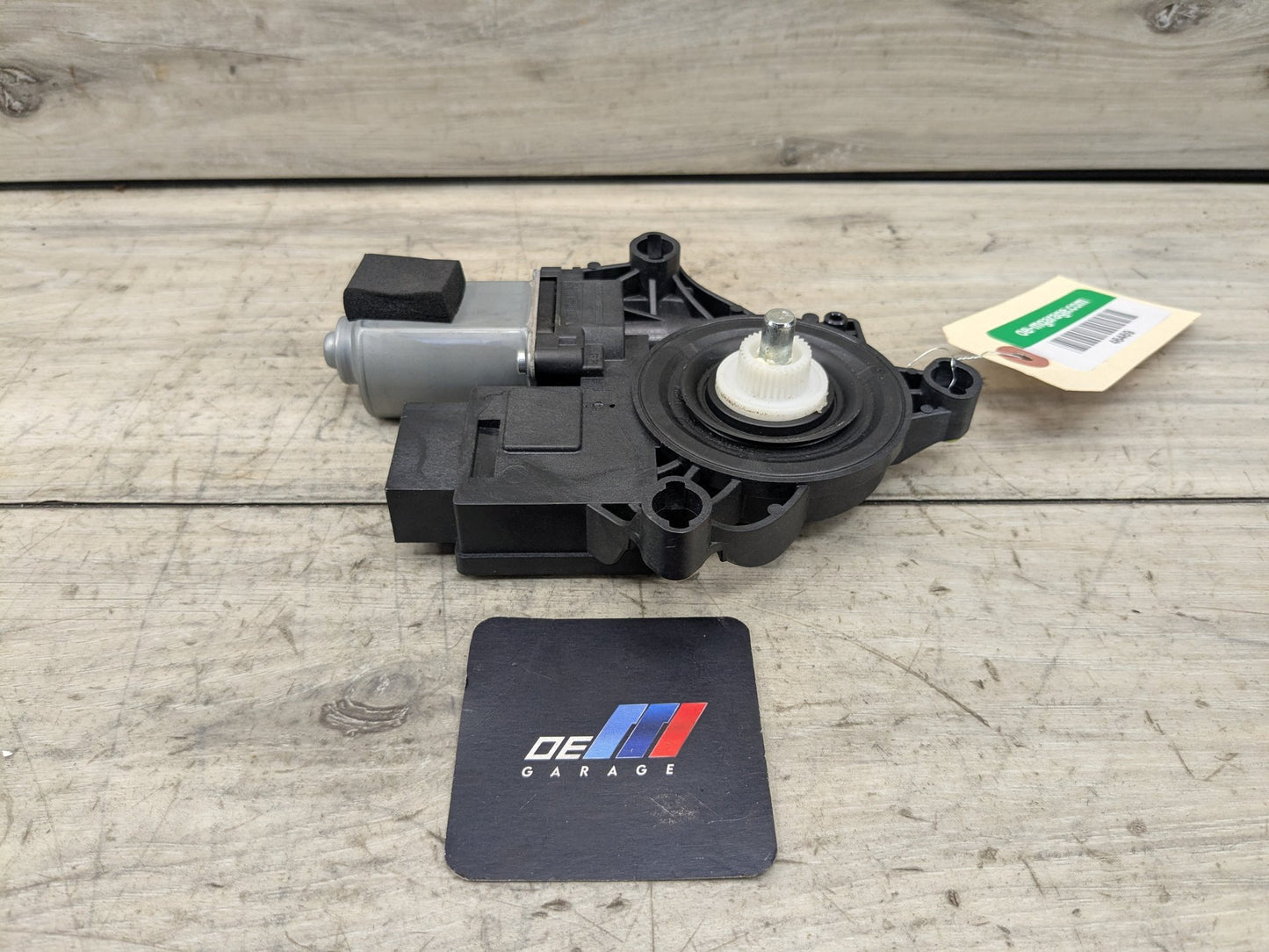2020 BMW 330i G20 Rear Left Driver Door Window Glass Regulator Motor 8495871 OEM BMW G20 G80 330 M340 M3 REAR Left Driver Side Door Window Regulator Motor