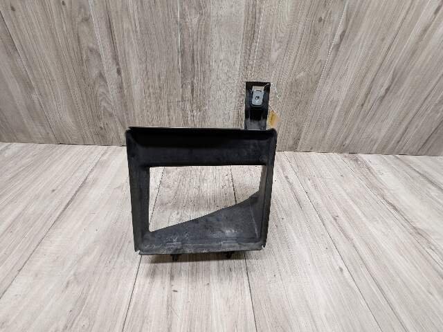 OEM BMW G30 M550 M SPORT Right Passenger Side Radiator Cooling Air Duct Vent