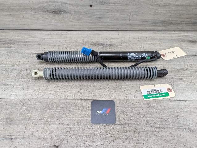 16-19 OEM BMW G12 740 750 M760 Left Right Electric Trunk Lid Shock Strut set
