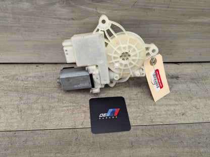 2020 BMW M340i G20 Rear Left Driver Door Window Glass Regulator Motor 8495867 19-24 OEM BMW G20 330 340 Rear Left Driver Side Door Window Regulator Motor