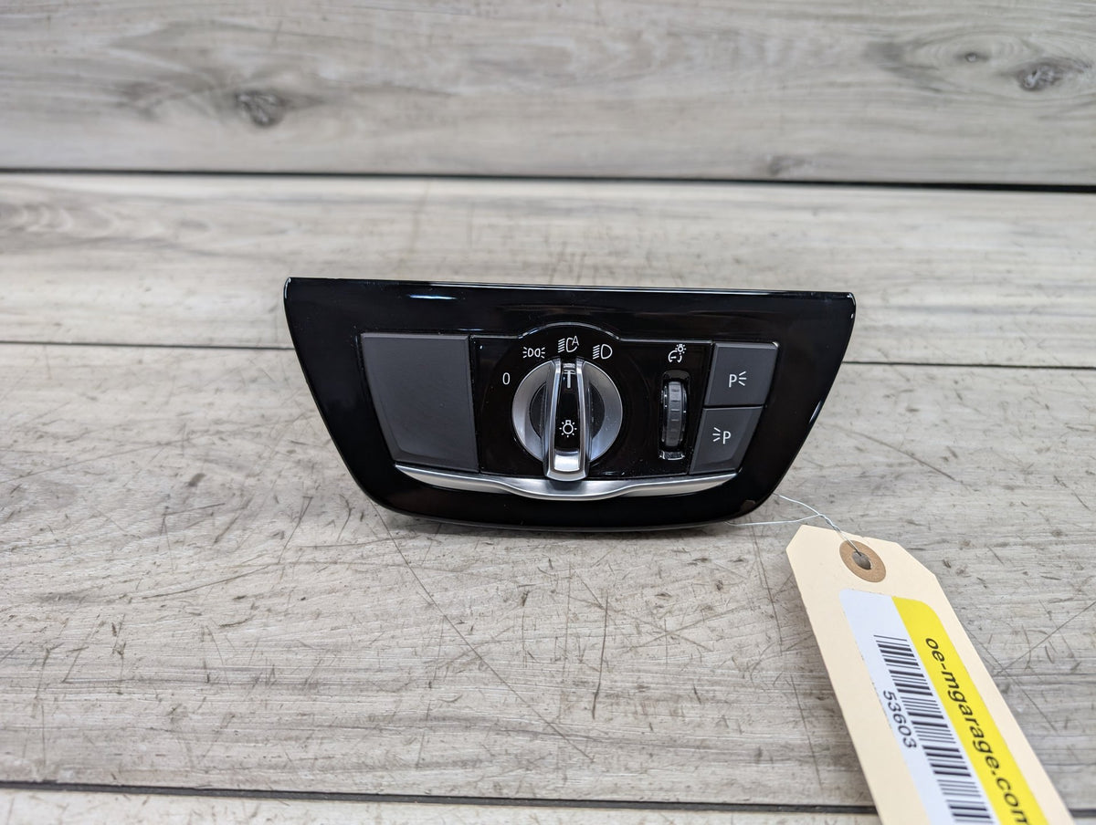 2017-2023 BMW M550i G30 Headlight Switch 9493731 OEM BMW F90 G30 G32 530 540 M550 M5 Headlight Switch Control Panel Light Module OEM
