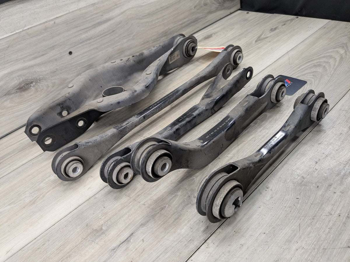 2020 BMW 330i G20 Rear Right Passenger Control Arms SET 6884694 19-24 OEM BMW G20 G22 G26 Rear Right Passenger Side Upper Lower Control Arm SET