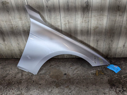 12-18 OEM BMW F30 F31 328 335 340 Sedan Passenger Side Fender Panel Silver Silver glacier-silber metallic