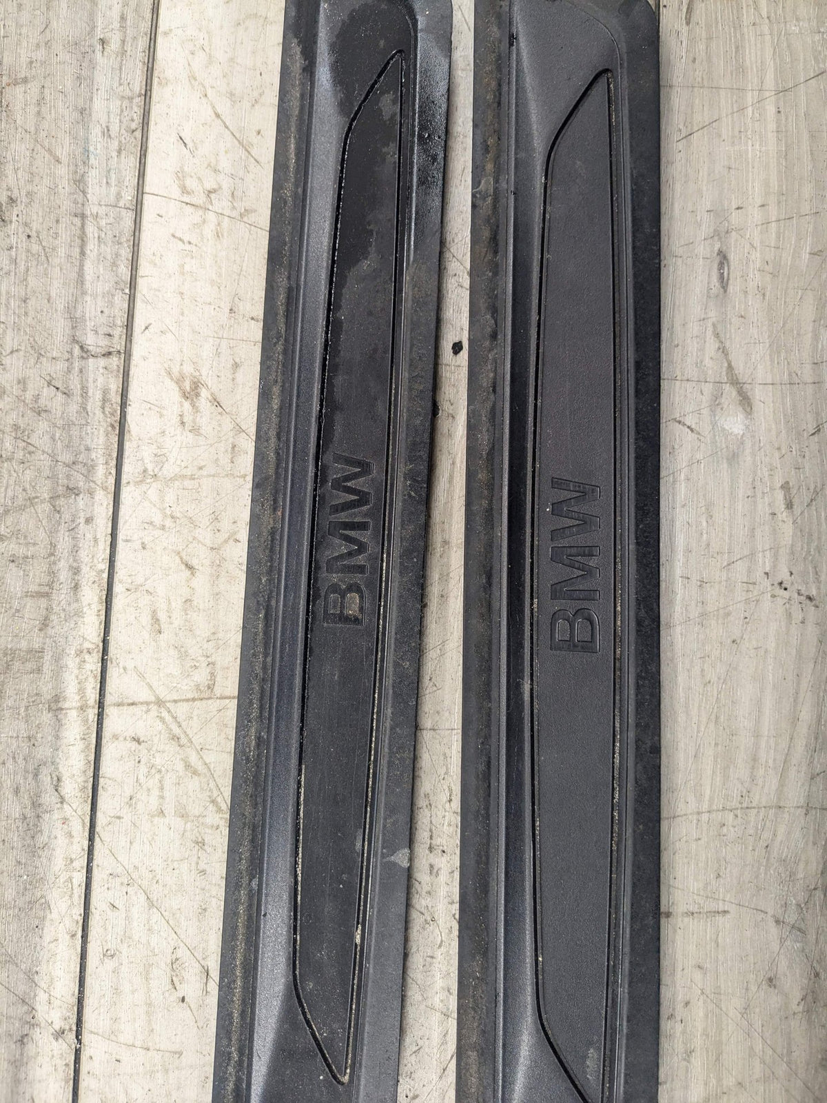 16-23 OEM BMW F39 F48 X1 X2 Front Door Sill Cover Trim Sill Kick Plate PAIR