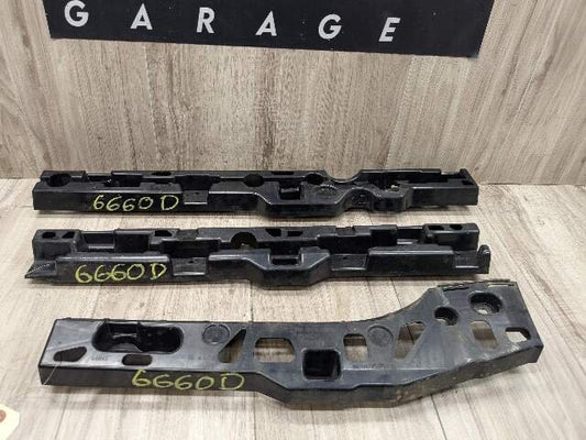 17-23 OEM BMW G30 F90 M5 Left Driver Side Skirt Rocker Panel Bracket SET