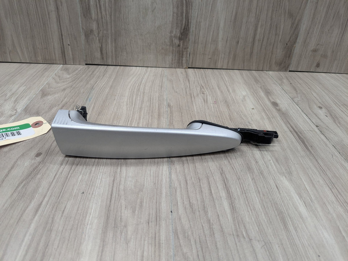 OEM BMW E92 E93 328 335 M3 Right Passenger Door Handle COMFORT ACCESS Silver