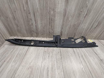OEM BMW F90 M5 G30 530 540 M550 Front Right Engine Support Sealing Cover Trim