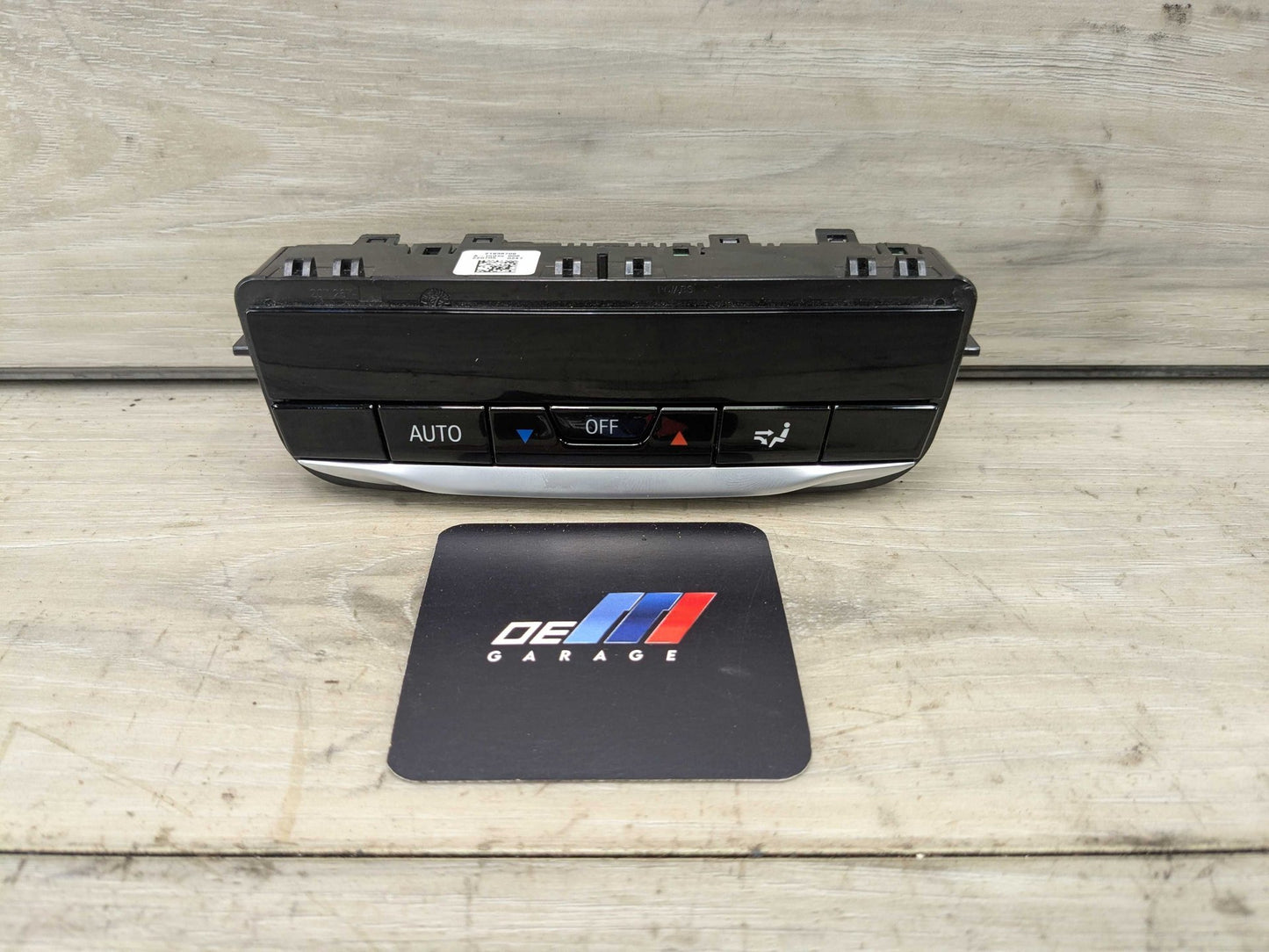 OEM BMW G20 G22 G23 G26 G42 G80 G82 AC Rear Heater Climate Control Switch Panel
