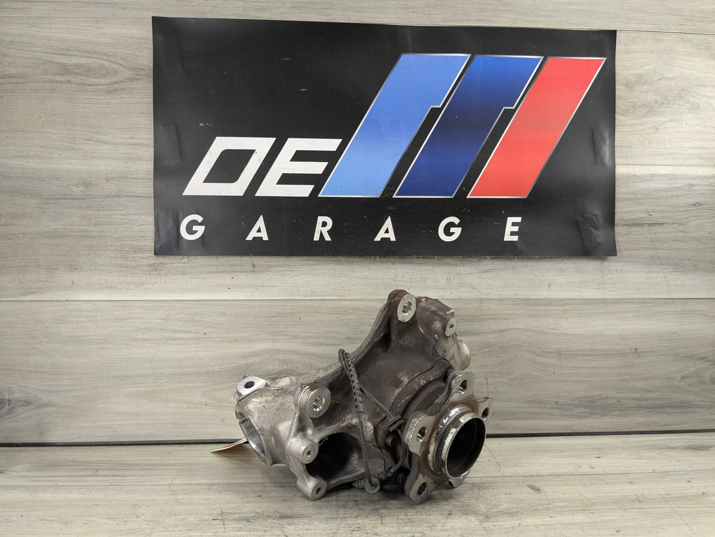OEM BMW G20 G22 G23 330 M340 FRONT Left Driver Hub Spindle Knuckle Bearing RWD