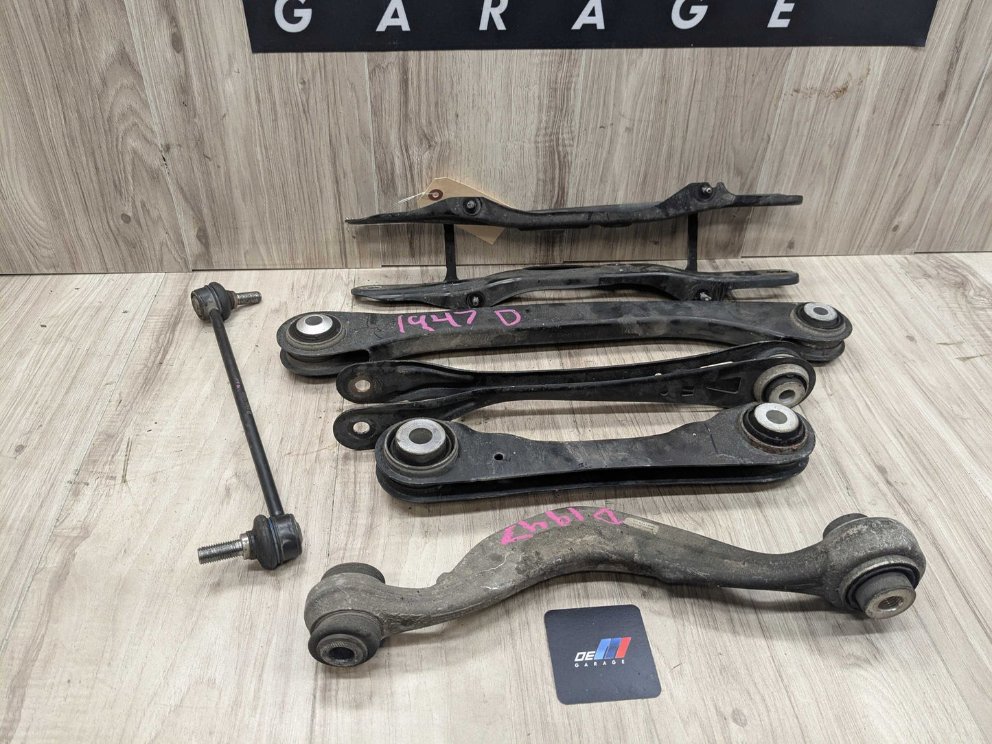 2017 BMW 750i G12 Rear Left Driver Control Arms SET 6861115 OEM BMW G11 G12 G14 G15 G16 G30 Rear Left Driver Upper Lower Control Arm SET