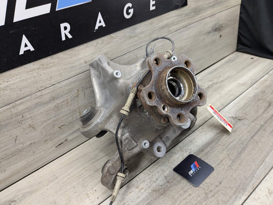 2019 BMW M550i G30 Rear Right Passenger Spindle Knuckle w/ Bearing 6866336