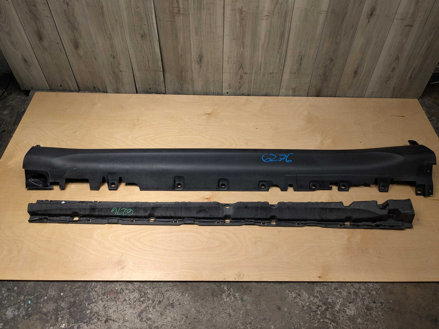 *14-18 OEM BMW F15 X5 Right Passenger Side Skirt Rocker Panel Molding w/ Bracket