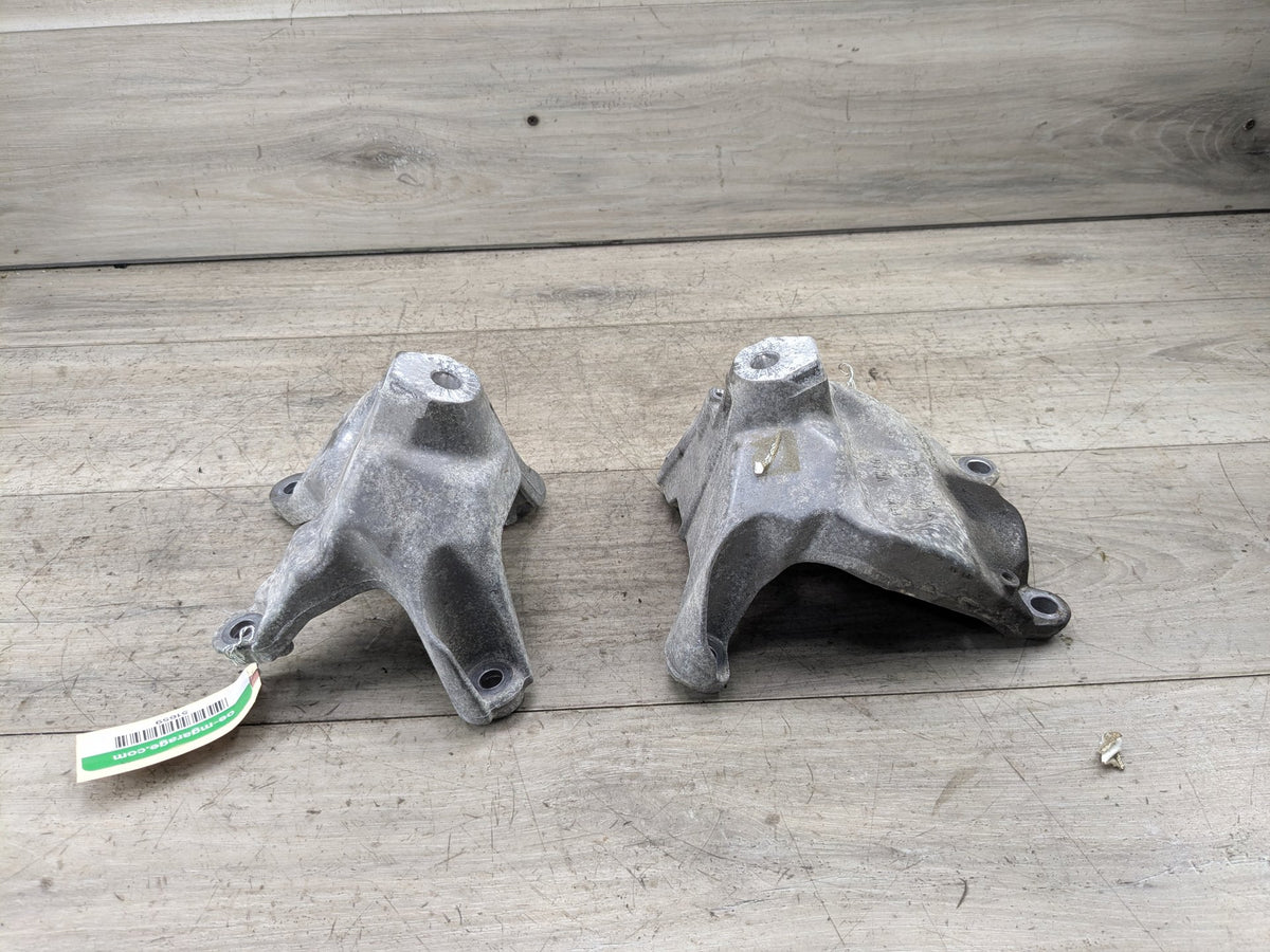2018-2024 Audi B9 S5 Left Right Engine Bracket Support Mount SET 8W0199307 SET