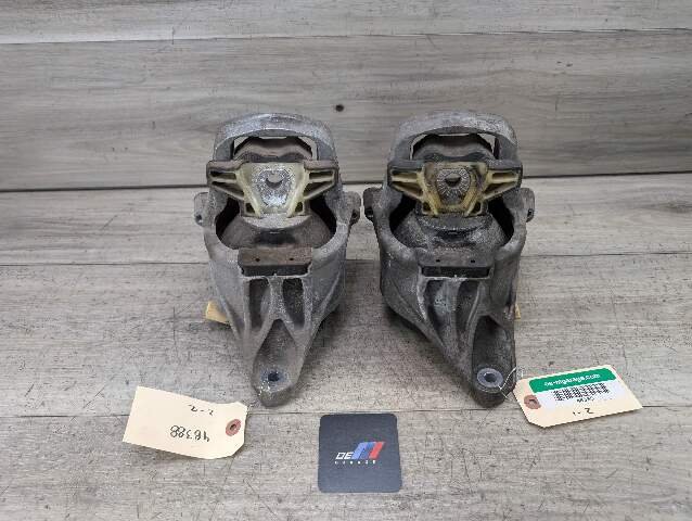 17-19 OEM AUDI A4 B9 Left Right Driver Passenger Motor Engine Mount Bracket PAIR