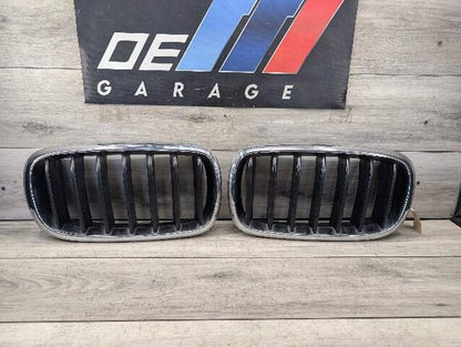 OEM BMW F16 X6 Front Left Driver Side Upper Bumper Kidney Grill Grille Chrome