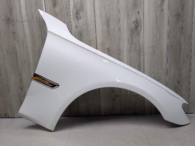 09-15 OEM BMW F01 F02 740 750 Front Right Passenger Side Fender Panel White 300