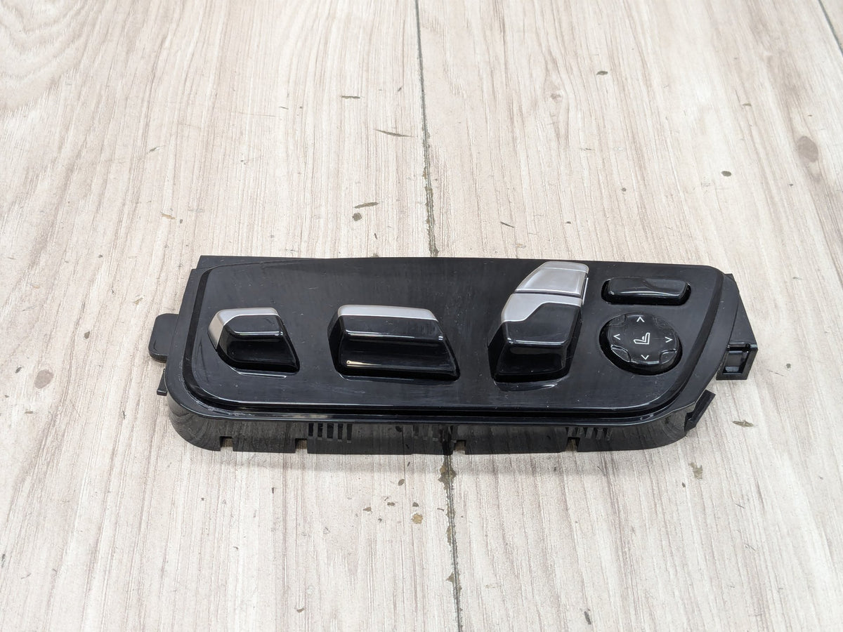 2020 BMW 740i G12 Front Left Driver Seat Control Switch 6834261 OEM BMW F90 G12 G30 M550 750 M5 Front Left Driver Seat Adjust Control Switch OEM