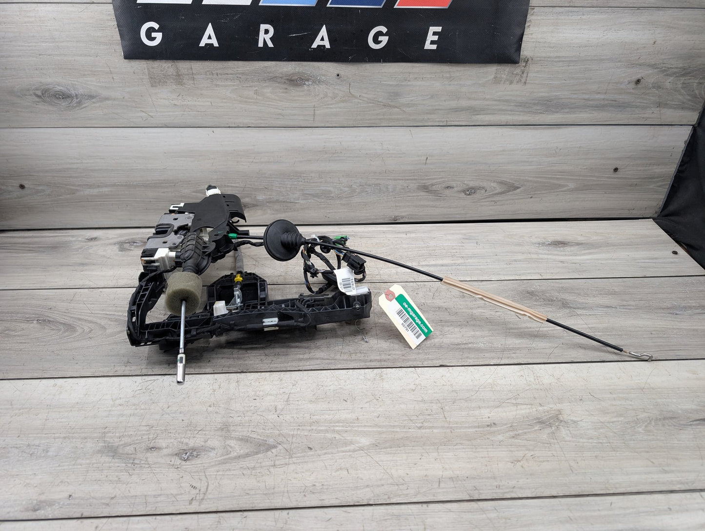 2009-2017 Mercedes-Benz E550 E-Class A207 Front Right Passenger Door Latch Lock Actuator A2077604540 OEM
