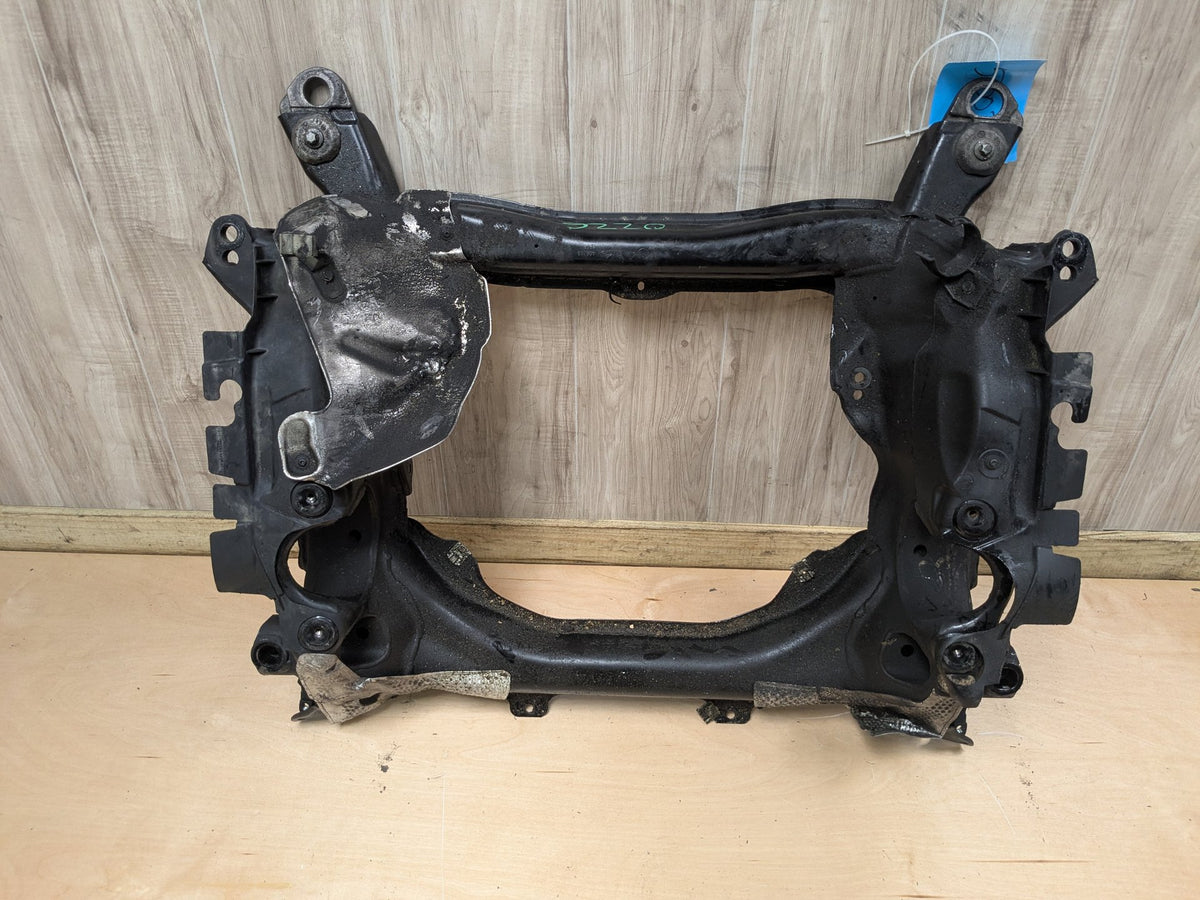 OEM Mercedes W212 E350 E550 4Matic Front Subframe Suspension Crossmember 197 (Obsidian black - Metallic finish)