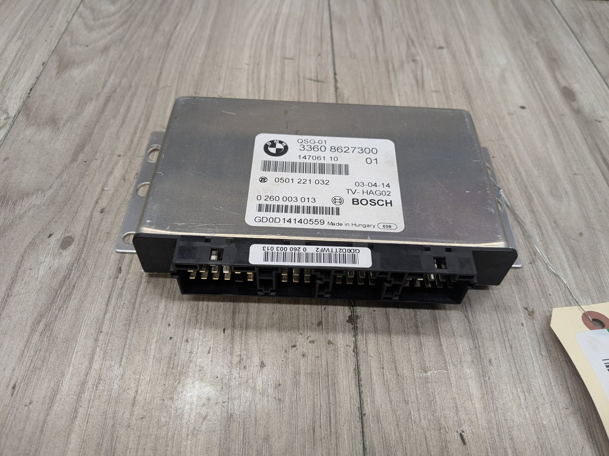 2014 BMW X5 F15 Rear locking differential control module