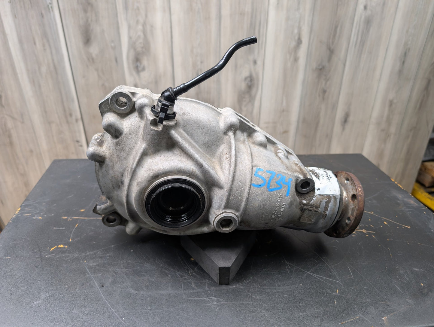 2014-2018 BMW X5 F15 Front Axle Carrier Differential 7567345 OEM BMW F25 F26 X3 AWD Front Differential Axle Gearbox Carrier AT 3.38
