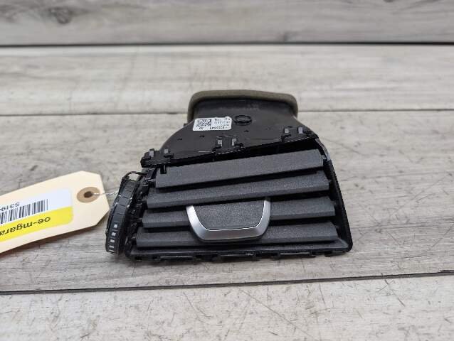 OEM BMW G30 G32 Front Left Driver Side AC Heat Air Vent Grille