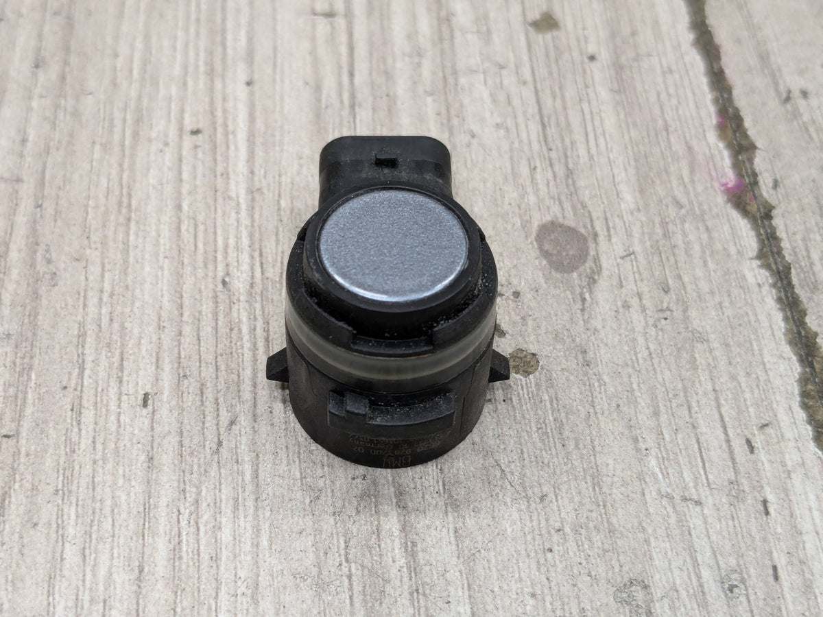 2017-2023 BMW M550i G30 Bumper PDC Parking Distance Sensor 9283200 15-20 OEM BMW F16 F90 F97 G01 G30 I12 i8 M5 X3 Bumper Parking PDC Sensor OEM